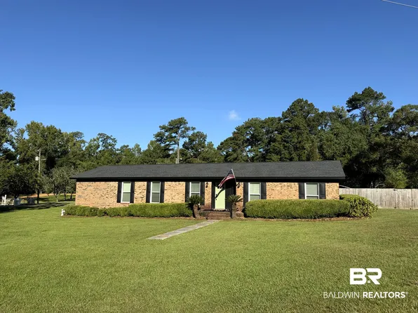 19 Knollwood Ln, Brewton, AL 36426