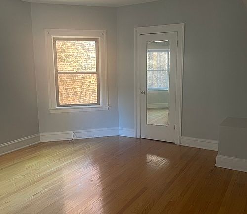 4th image of 7739 S Essex Ave #2