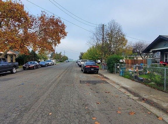 5th image of 700 Walnut Park Ave