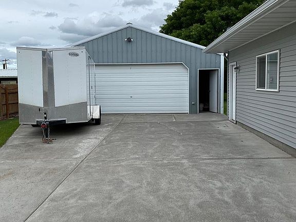 2nd image of 179 S Amy Ln