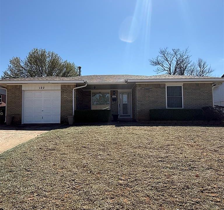 1st image of 122 Robin Ln