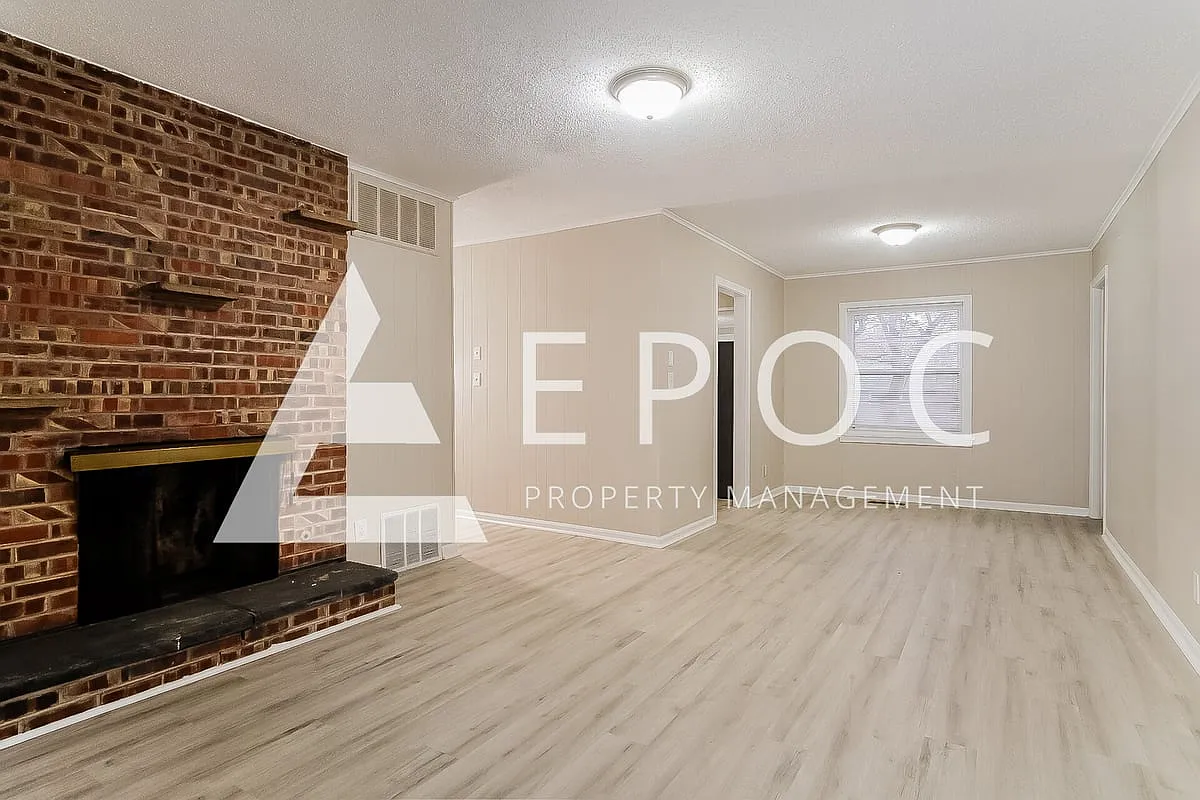1524 W Marshall St — Photo 4