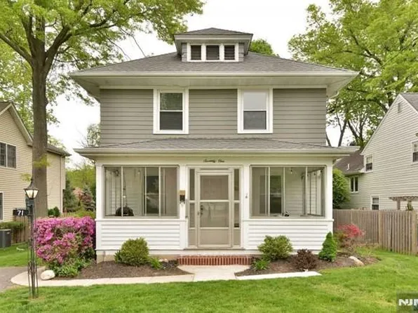 71 Everett St, Closter, NJ 07624