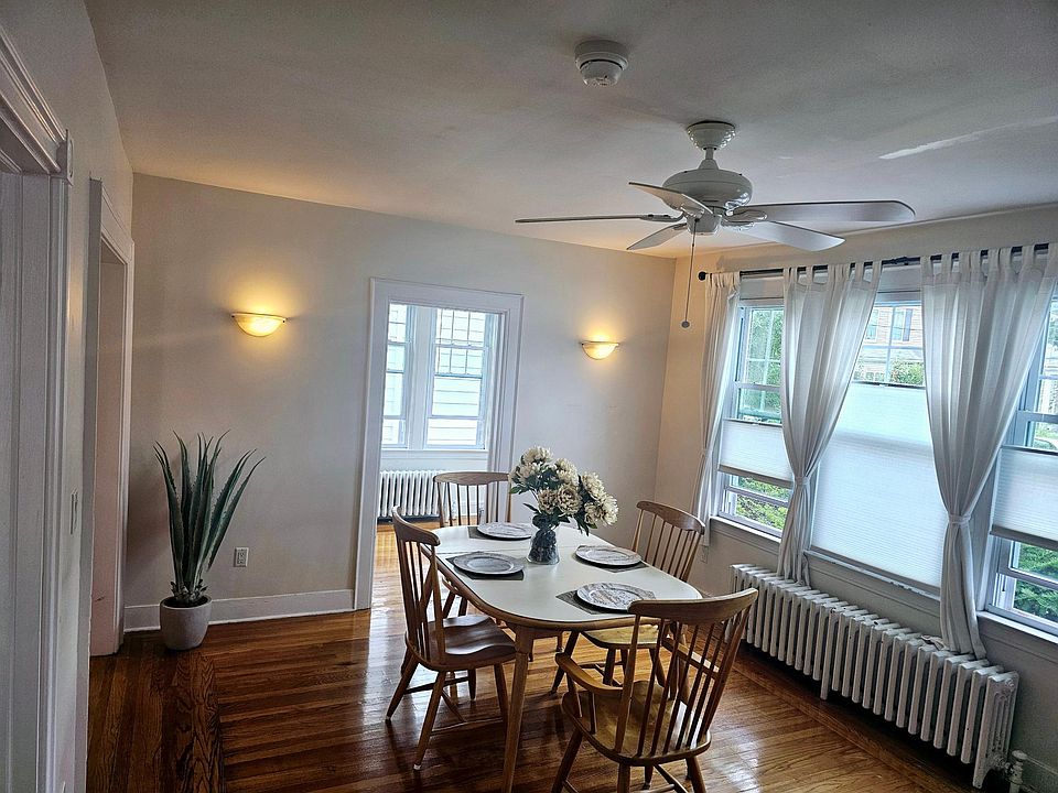 Spacious dining room that seats at least 4. Table extender available upon request.
