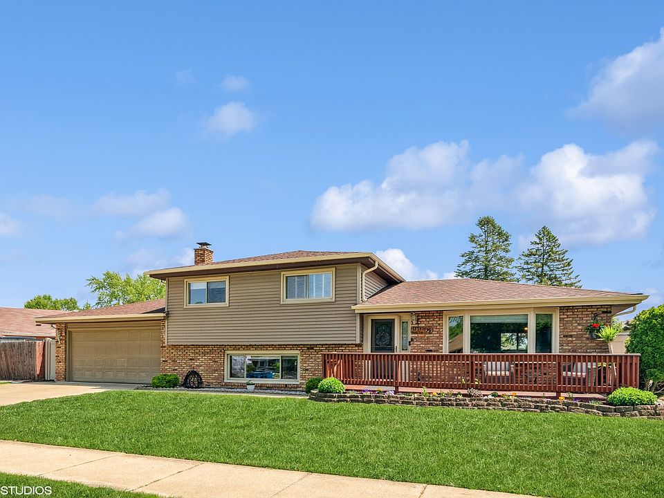 1st image of 13747 Sandra Ln
