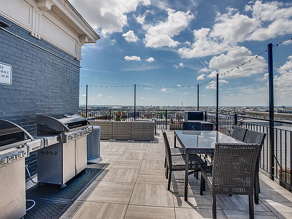 Rooftop deck grilling area
