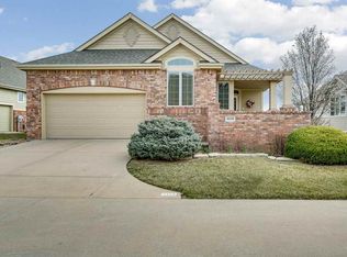 4418 N Shadow Gln, Wichita, KS 67226