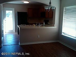 5th image of 344 Redwood Ln