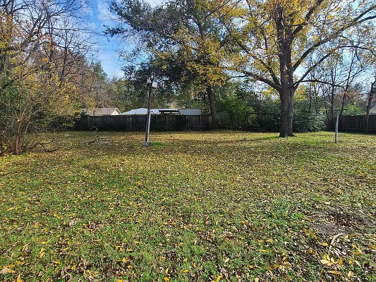 2930 S Donnybrook Ave — Photo 25