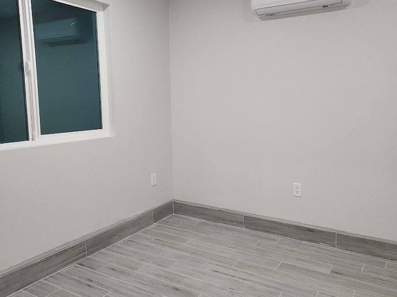 3rd image of 7415 Laurel Ave #2