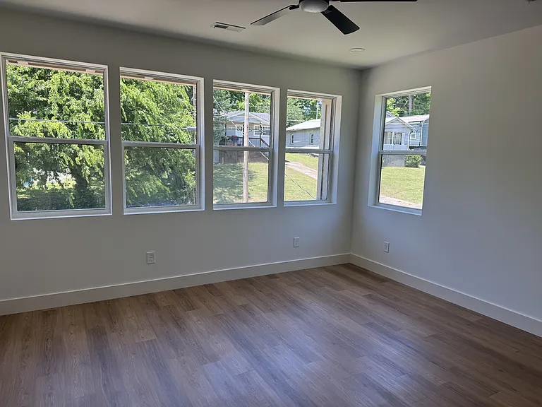 2816 Nichols Ave — Photo 17
