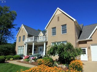 1739 N Lakewood Ave, Pt Clinton, OH