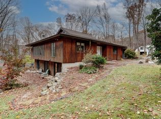 241 Wormwood Hill Rd, Mansfield, CT 06250