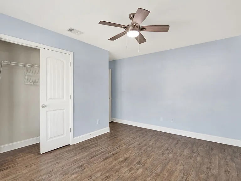 135 Bowridge Dr — Photo 23