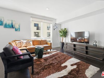 1234 Wilshire Blvd APT 421, Los Angeles, CA, 90017