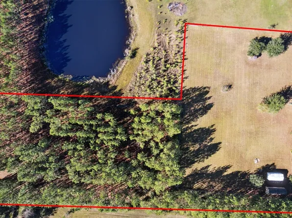 18401 Broken Arrow Rd, Hilliard, FL 32046
