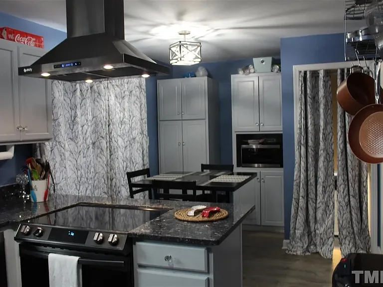 7010 Sorrell Ln — Photo 7