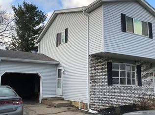 6686 Fairway Cir, Windsor, WI 53598