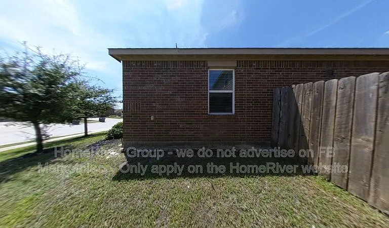 1228 Arizona Dr — Photo 5