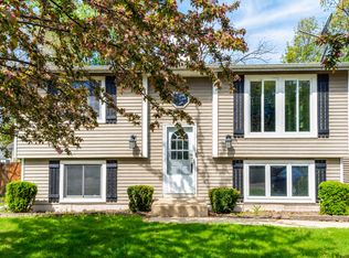N1199 Beech Dr, Genoa City, WI 53128