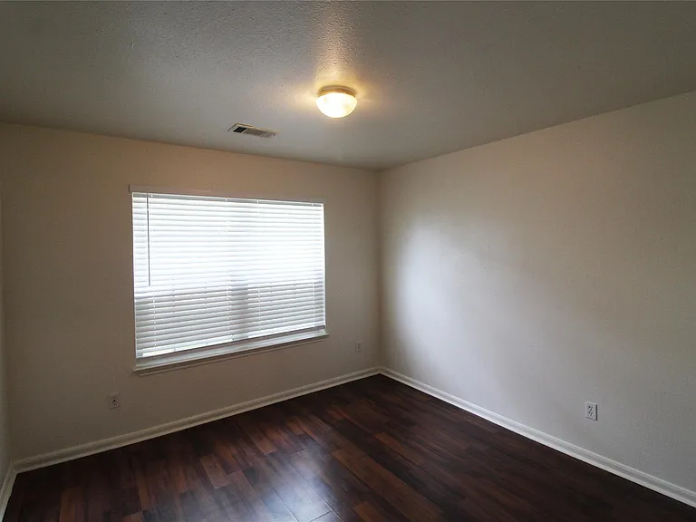 17839 Bullis Gap Dr — Photo 8