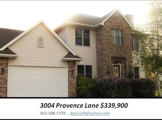 3004 Provence Ln, Muscatine, IA 52761