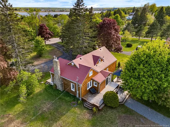 124 Du Couvent, Bouctouche, NB E4S 3C1