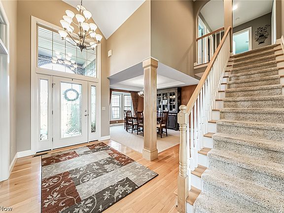 3rd image of 5466 Winter Brook Dr