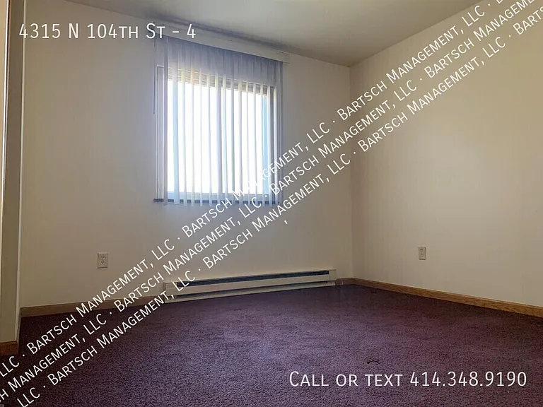 4315 N 104th St #4 — Photo 6