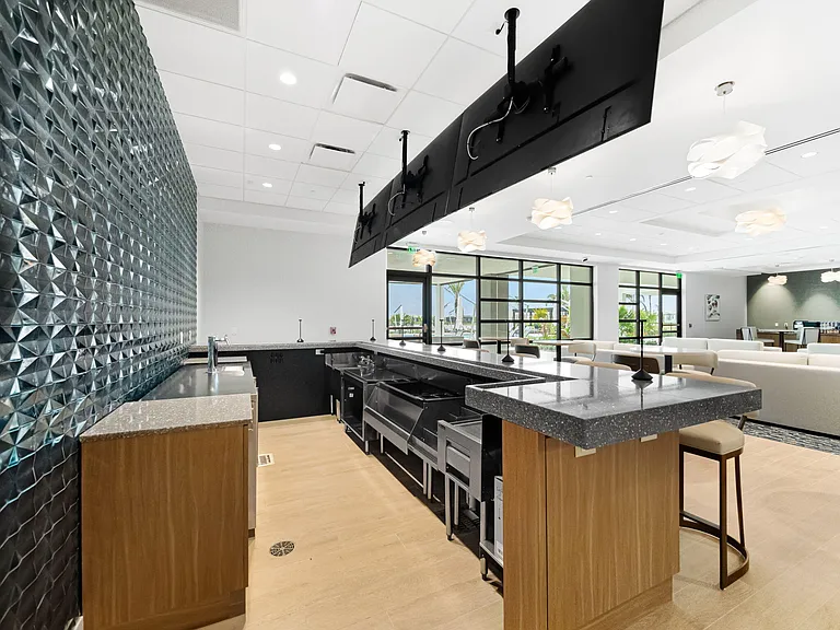 9856 SW Isabelline Dr — Photo 34