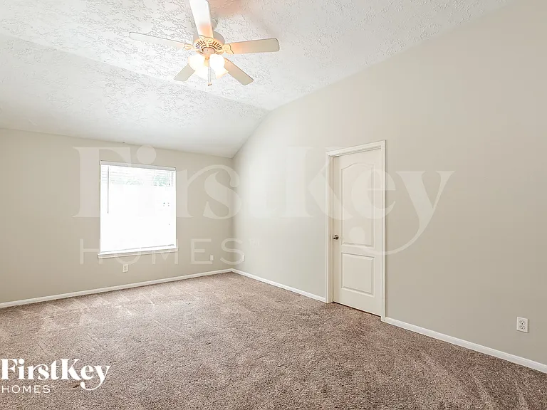 11931 Belle Ct — Photo 6