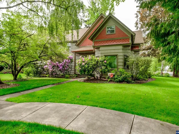 719 Jackson St E, Monmouth, OR 97361