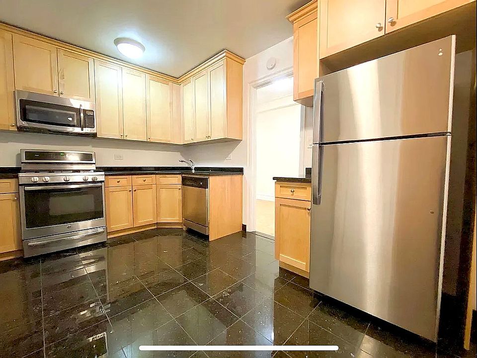 1st image of 147 W 79th St #8B