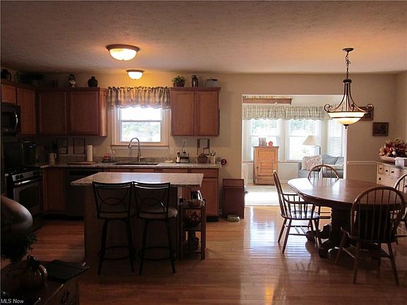 5th image of 5276 Deer Trace Dr