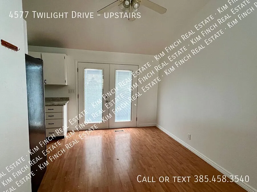 3 bed, 1.0 bath, 1400 sqft, $1,700 — Photo 3