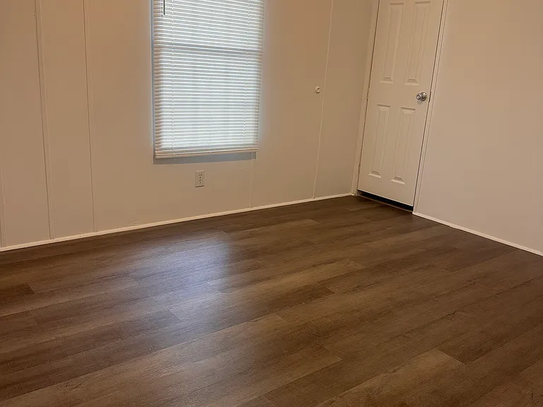 80 Edgewood Ter — Photo 13