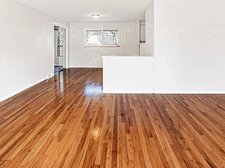 5265 W Ontario Ave — Photo 3