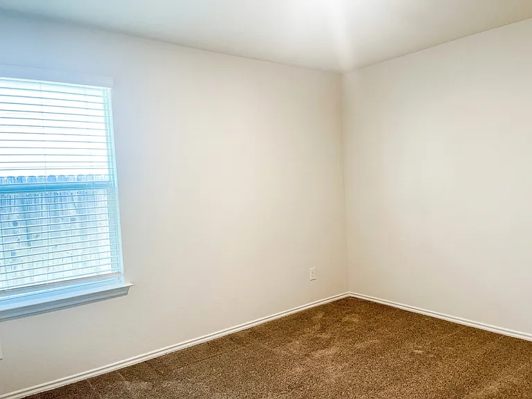3202 Lamoka Lake — Photo 14