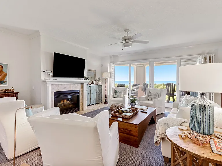 443 Beachside Pl — Photo 9