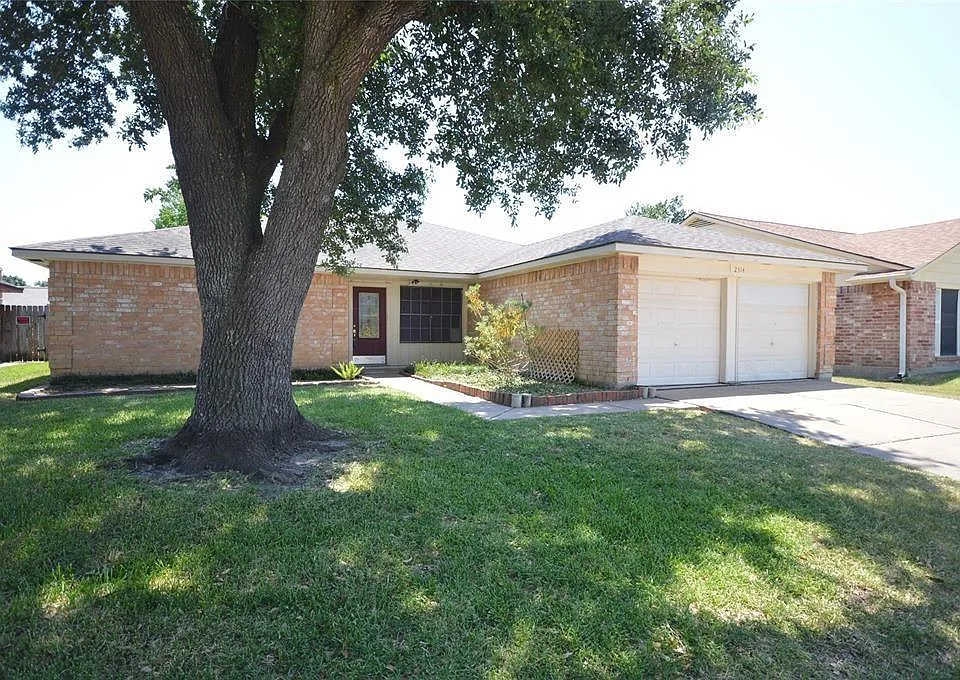 2314 Crooked Ln