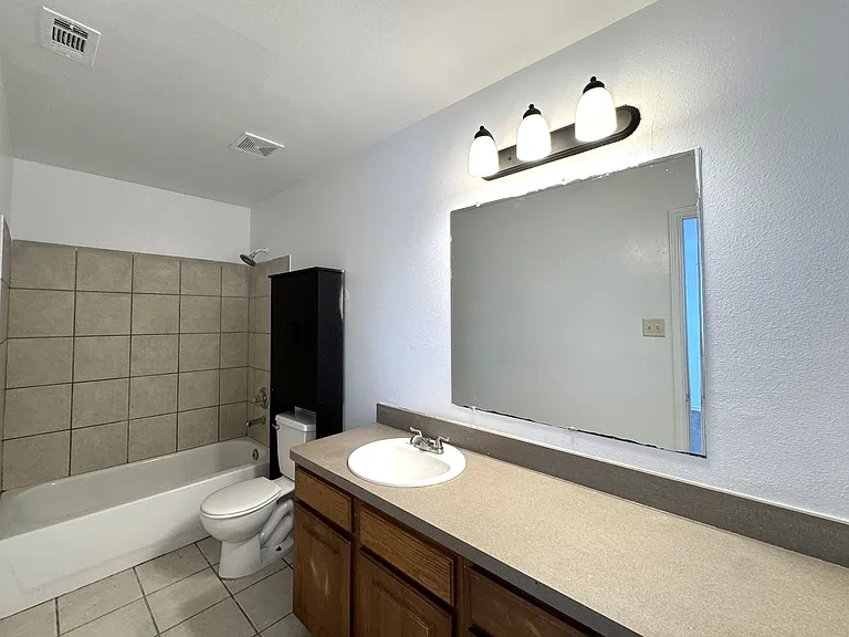 4510 Alamosa St — Photo 13