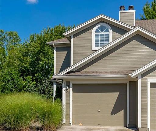 3rd image of 6117 NE Moonstone Ct #21A