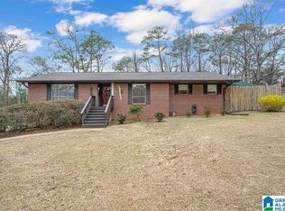 123 Huey Ln, Bessemer, AL 35023