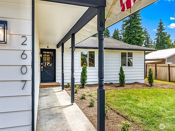 3rd image of 2607 117th Drive NE
