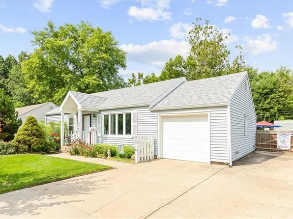6322 Lowell Ave, Mission, KS 66202