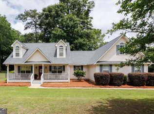 557 Aarons Cir, Gray, GA 31032