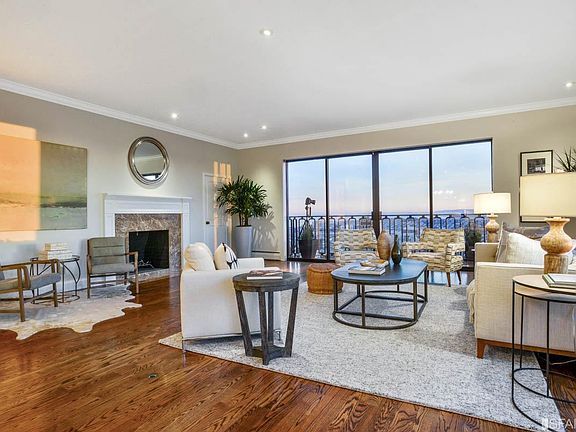 4th image of 1170 Sacramento St APT 18A