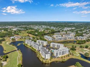 1200 Country Club Dr APT 1502, Largo, FL 33771