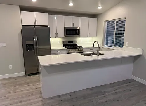 6150 W Karen St #2-4 Photo 1