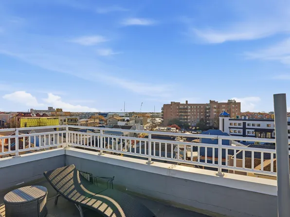 4051 Nostrand Avenue image 17 of 37